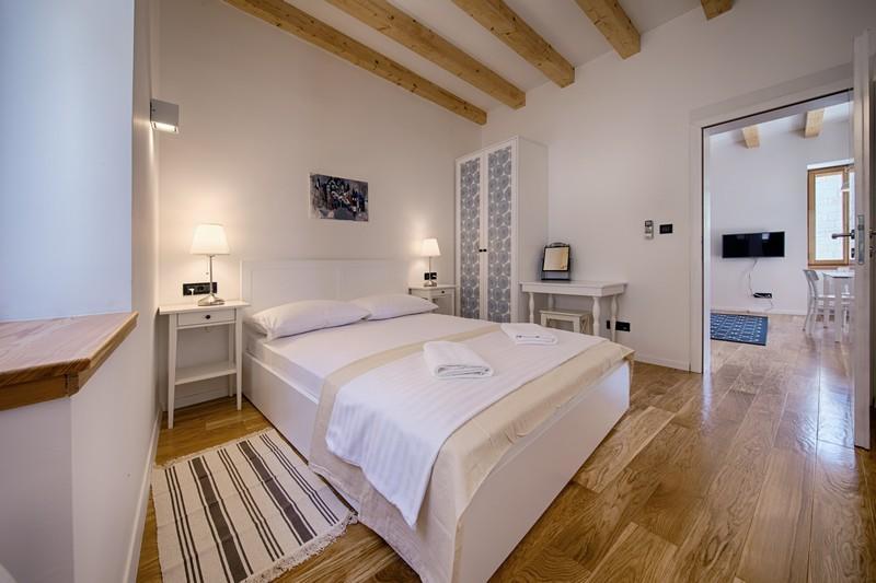 Apartments Villa Glorija Komiža 外观 照片